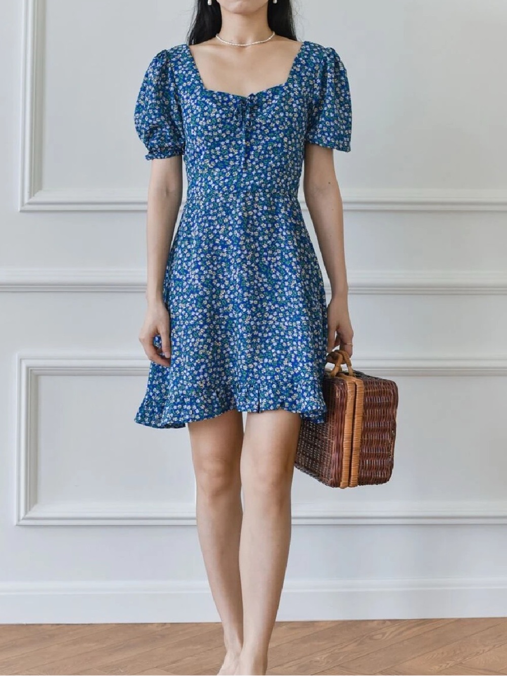 Simple Retro Blue Floral Square-Neck Mini Dress with Puff Sleeves